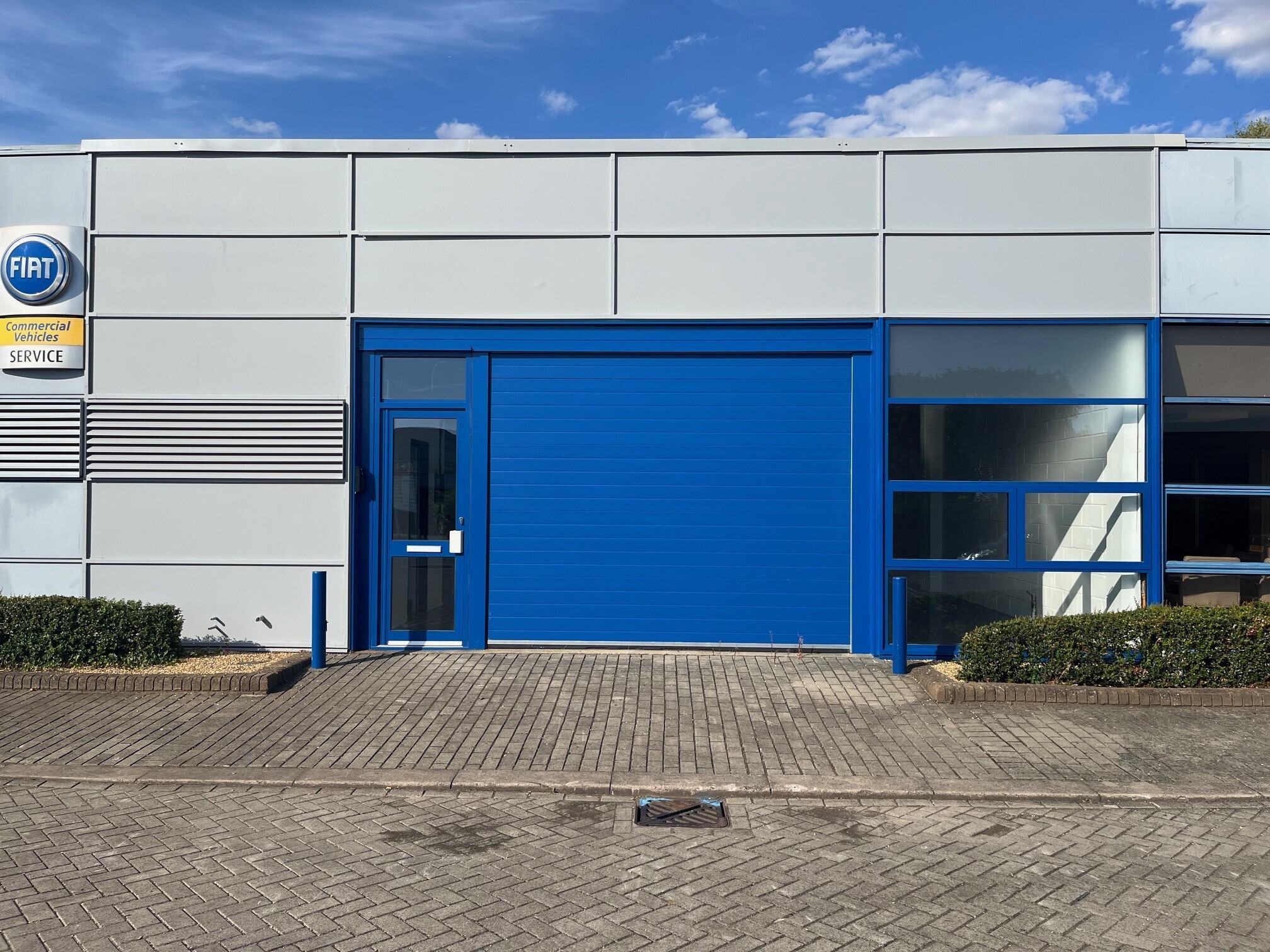 118-134 Tanners Dr, Milton Keynes for lease Building Photo- Image 1 of 5