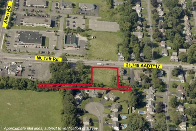 5250 W Taft Rd, North Syracuse, NY à vendre Photo du bâtiment- Image 1 de 3