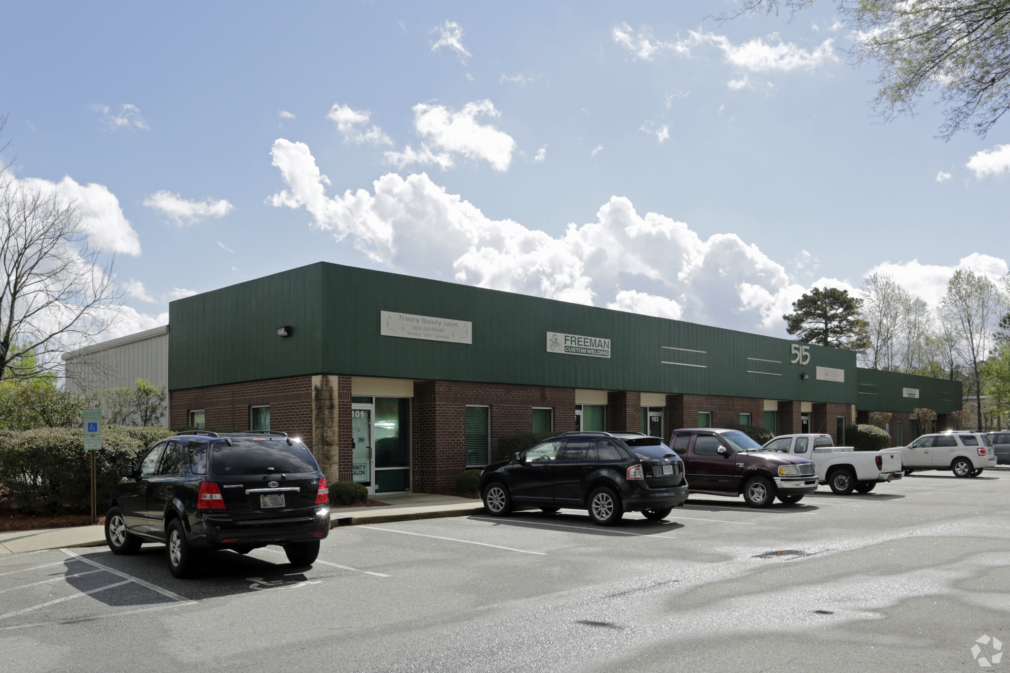 515 S New Hope Rd, Raleigh, NC for lease Building Photo- Image 1 of 8