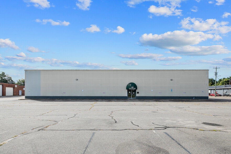 2858 Owen Dr, Fayetteville, NC for sale - Building Photo - Image 1 of 26