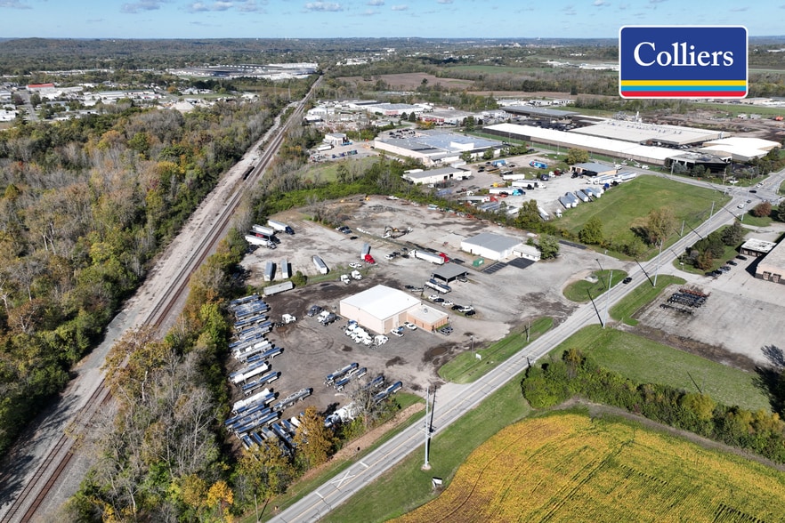N Gilmore Rd portfolio of 2 properties for sale on LoopNet.ca - Building Photo - Image 2 of 16