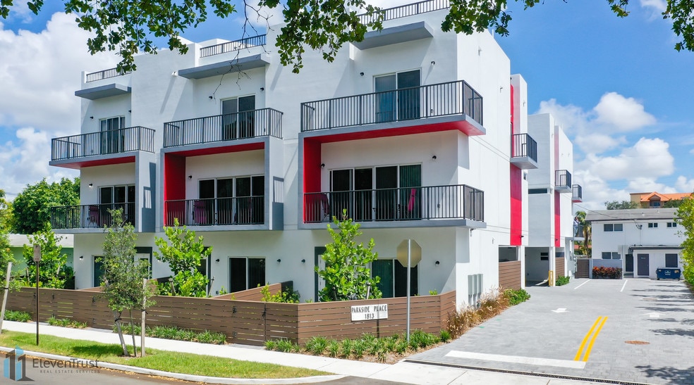 1813 Madison St, Hollywood, FL for sale - Primary Photo - Image 1 of 17