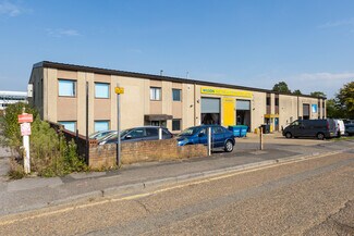 Plus de détails pour 6-8 Midleton Industrial Estate, Guildford - Industriel à louer