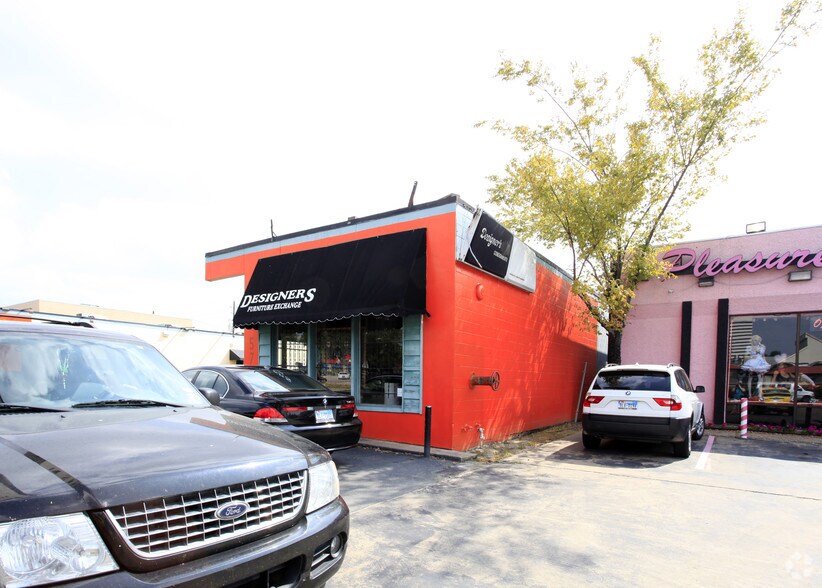 5701 Richmond Ave, Houston, TX à vendre - Photo du bâtiment - Image 2 de 2