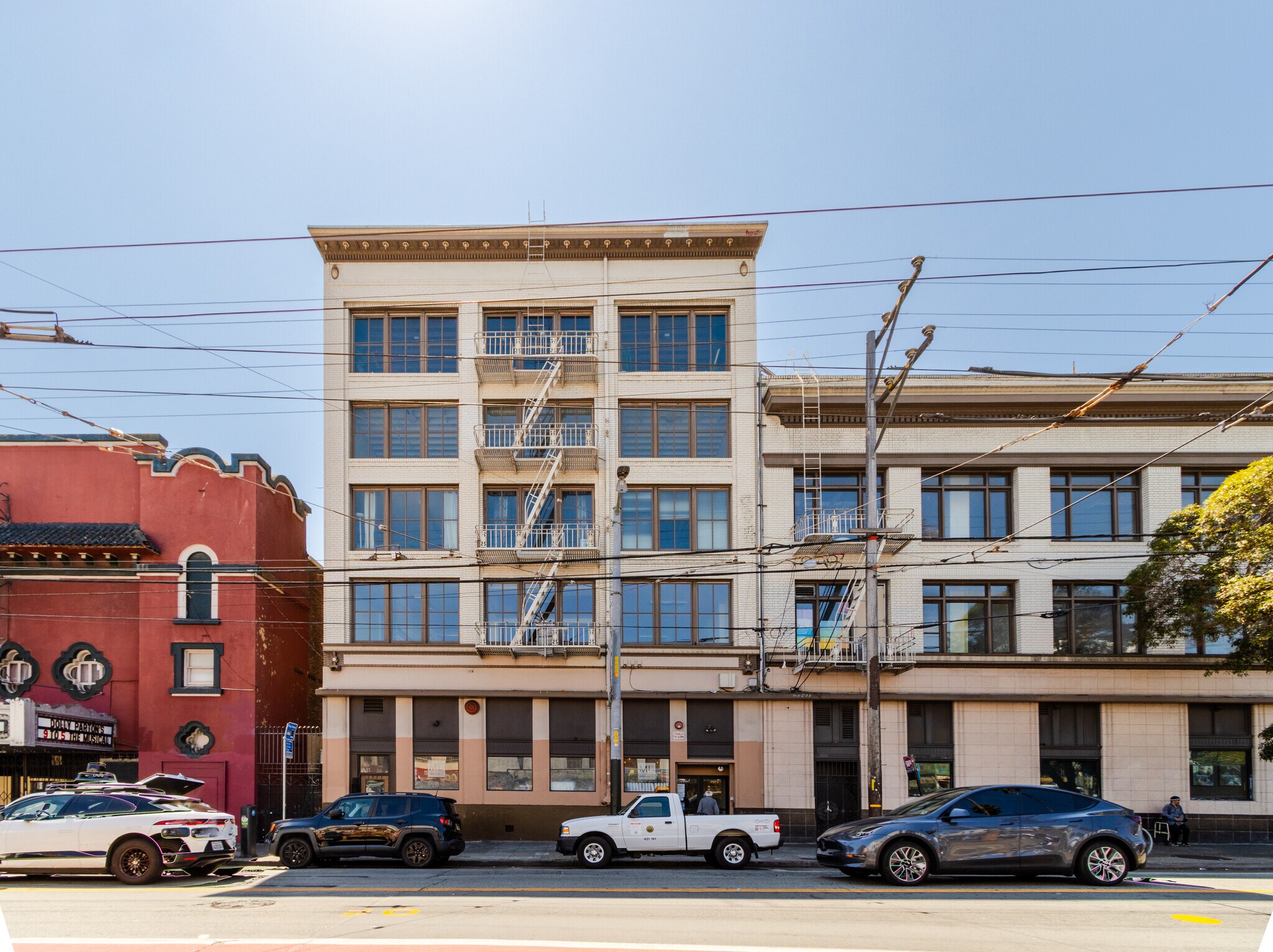 2973 16th St, San Francisco, CA à louer Photo du bâtiment- Image 1 de 16