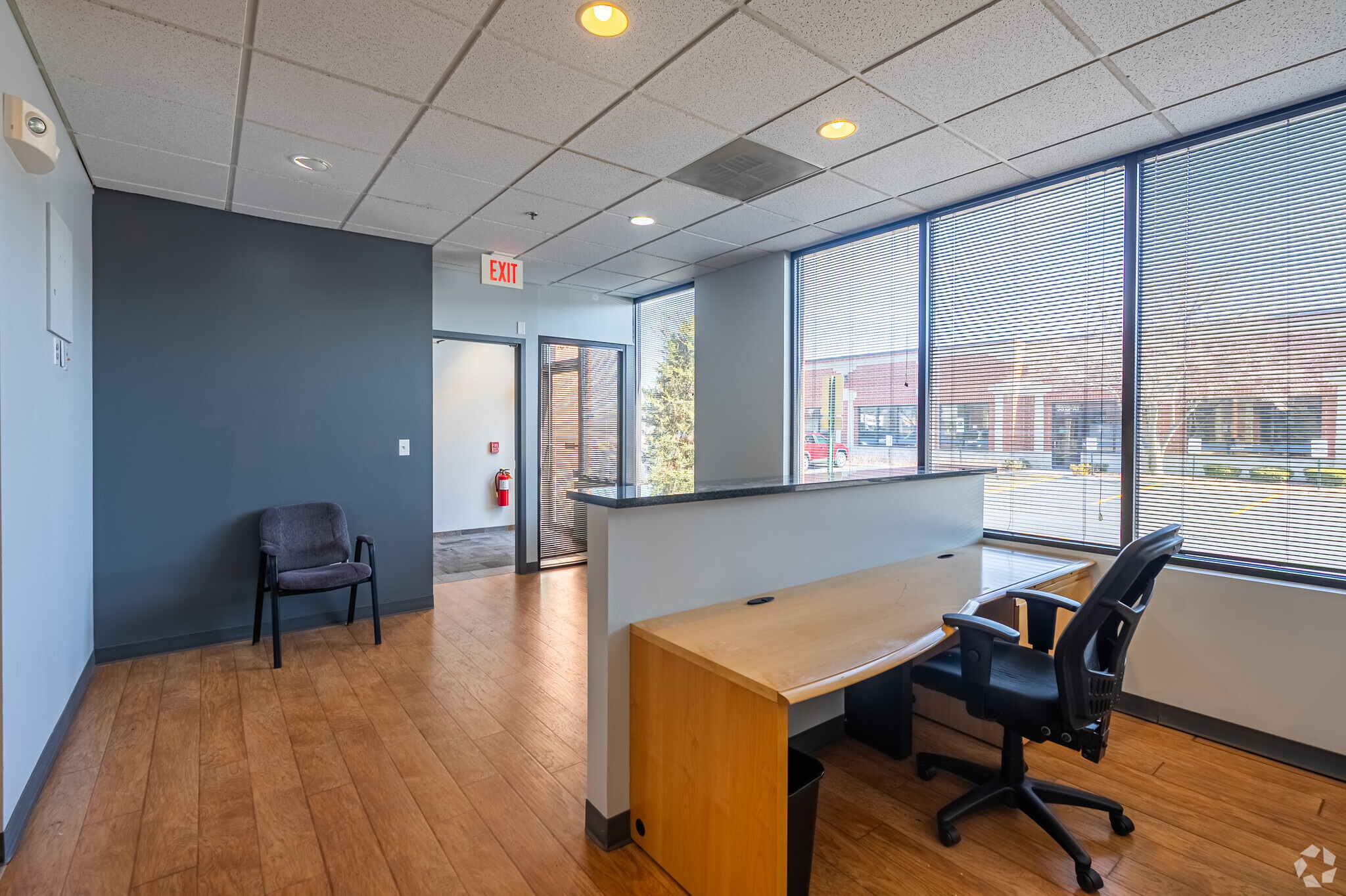 3805 E Main St, St Charles, IL à louer Photo intérieure- Image 1 de 12