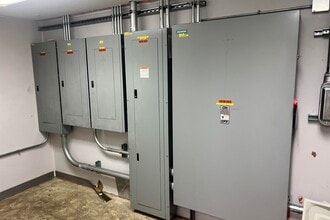 128 Commerce St, Williston, VT for lease Interior Photo- Image 2 of 12