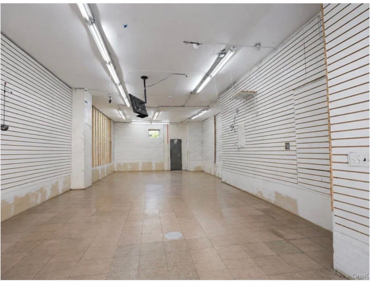 3158 Fulton St, Brooklyn, NY for lease Interior Photo- Image 1 of 4