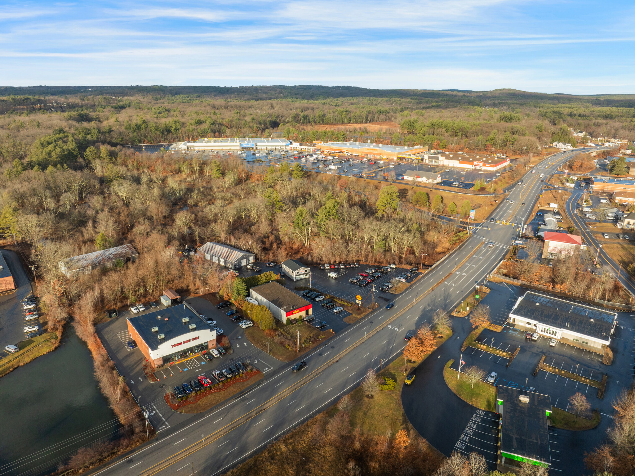 46 Plaistow Rd, Plaistow, NH for sale Primary Photo- Image 1 of 5