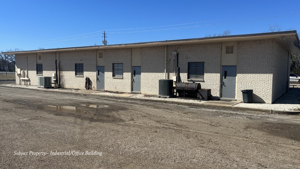 2918 N Richmond Rd, Wharton, TX à vendre - Photo du bâtiment - Image 3 de 5