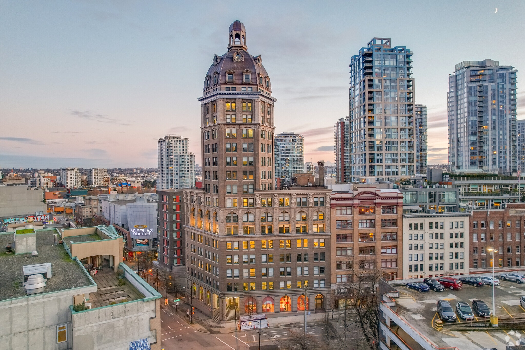 128 W Pender St, Vancouver, BC à louer Photo du bâtiment- Image 1 de 8