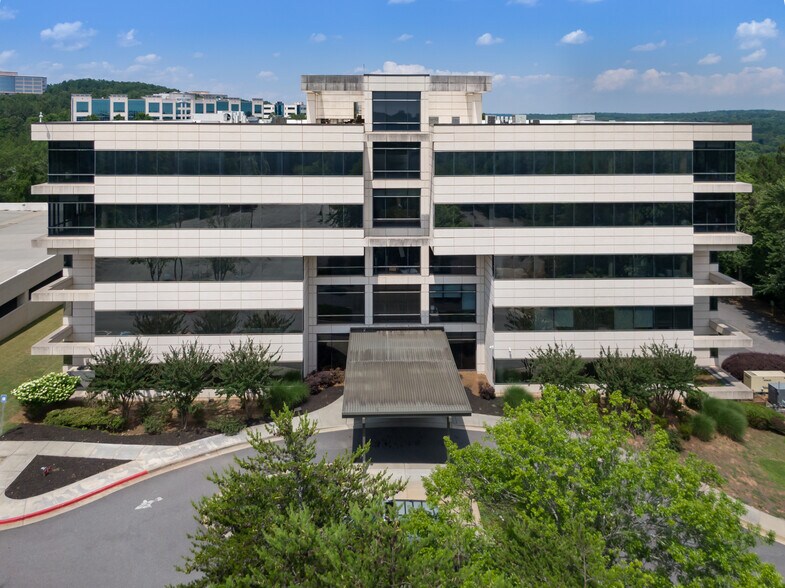 3333 Old Milton Pky, Alpharetta, GA à louer - Photo du bâtiment - Image 2 de 17