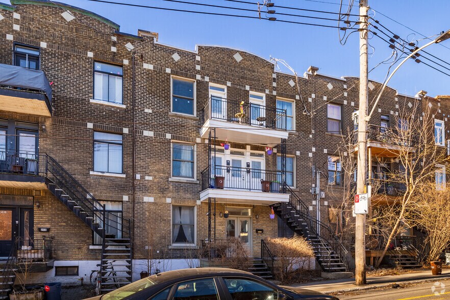 2424-2432 Rue Fullum, Montréal, QC à vendre - Photo principale - Image 1 de 1