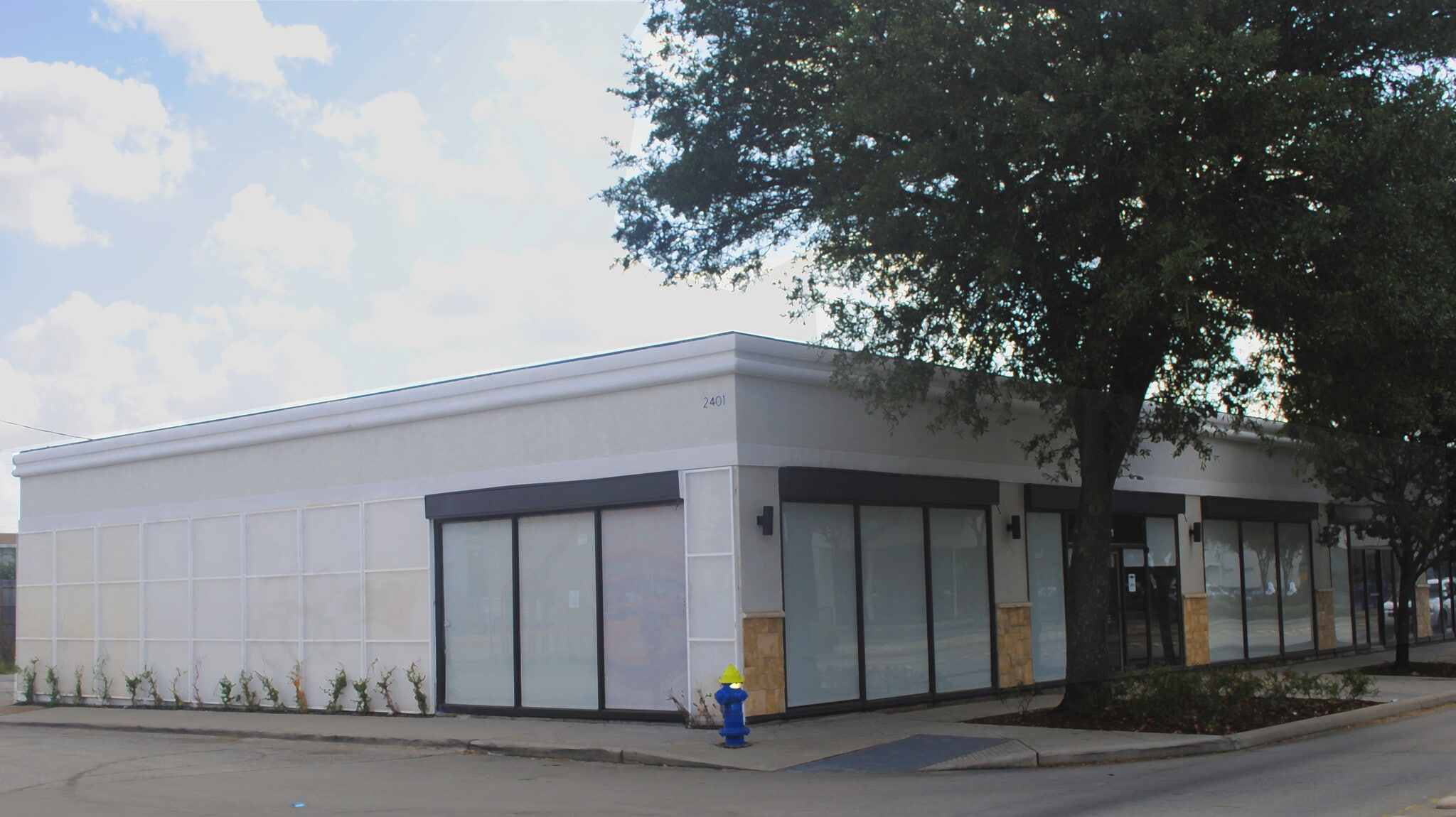 2401 Main St, Houston, TX for lease Building Photo- Image 1 of 14