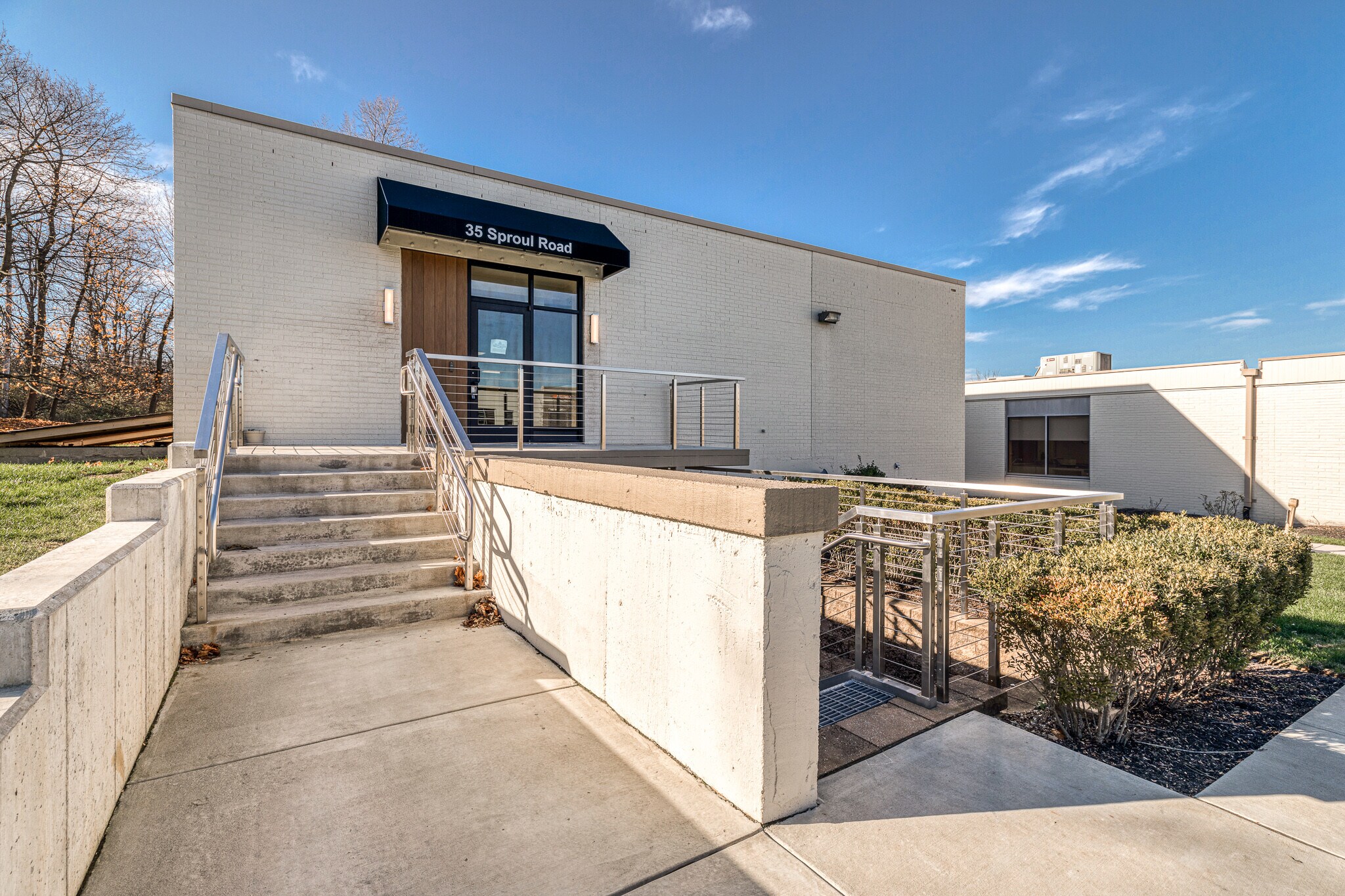 35 Sproul Rd, Malvern, PA à vendre Photo principale- Image 1 de 16