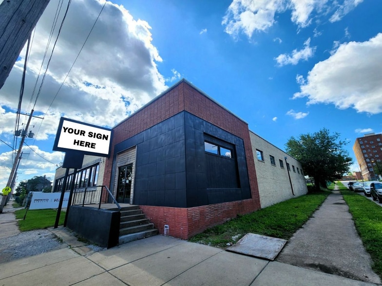 1301 E 31st St, Kansas City, MO for lease - Primary Photo - Image 1 of 12