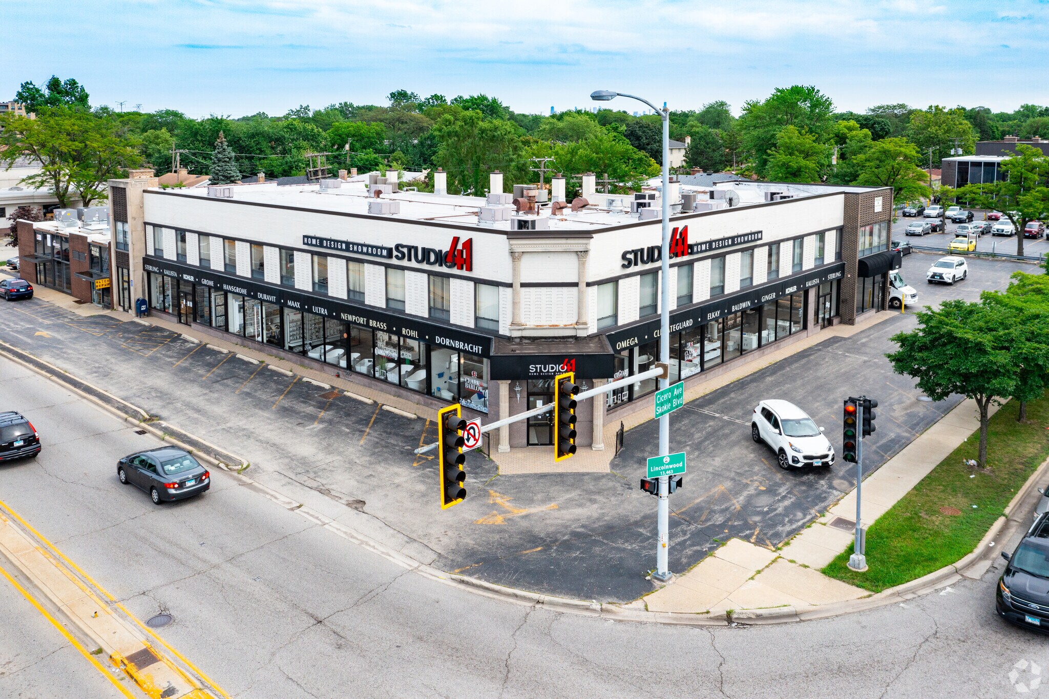 7161 N Cicero Ave, Lincolnwood, IL à louer Photo du bâtiment- Image 1 de 12