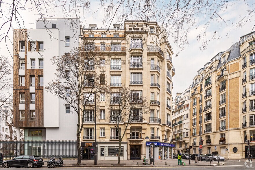 50 Avenue De Versailles, Paris à louer - Photo du bâtiment - Image 2 de 8