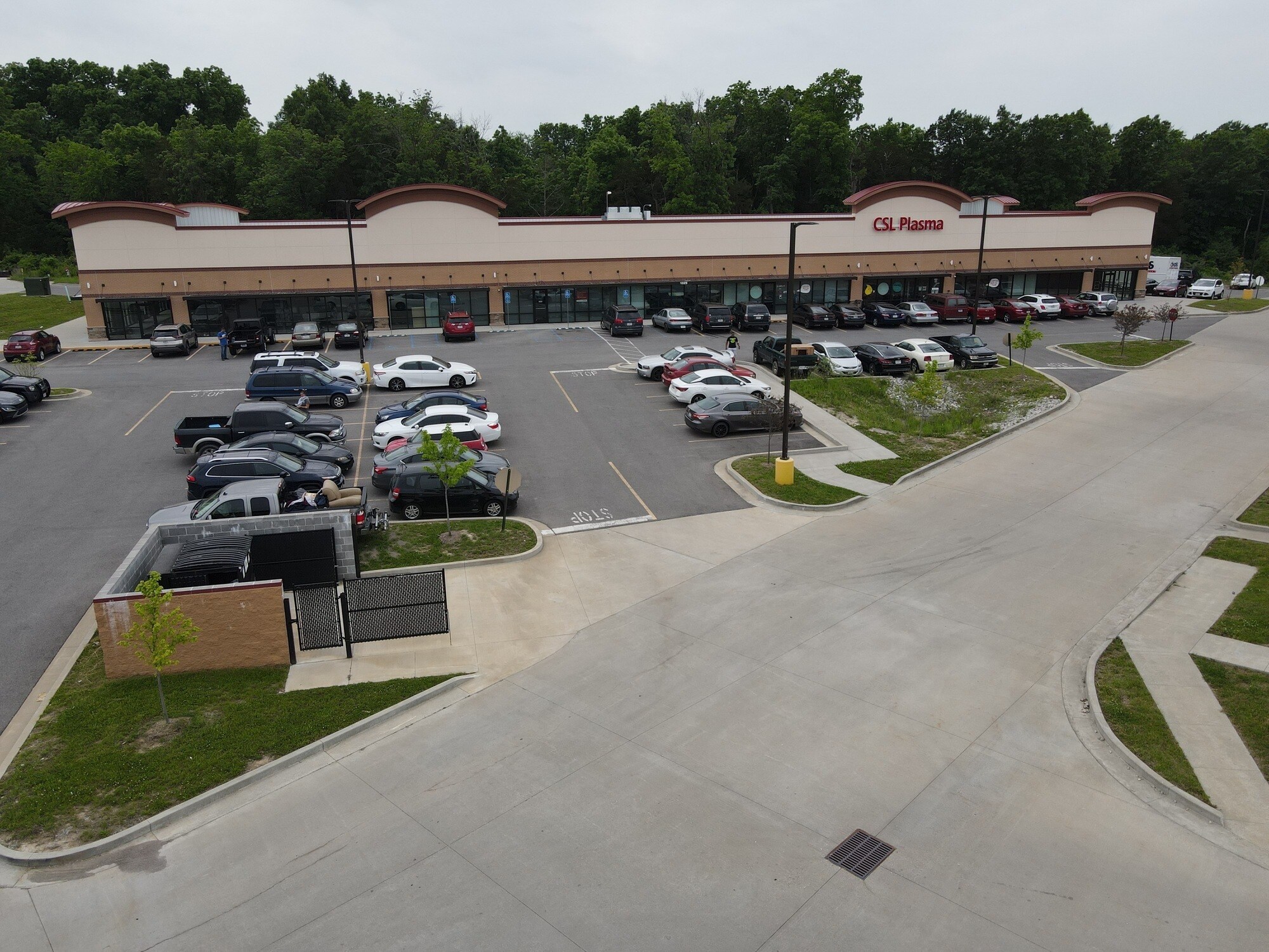 1325 Grindstone Plaza Dr, Columbia, MO for lease Building Photo- Image 1 of 4