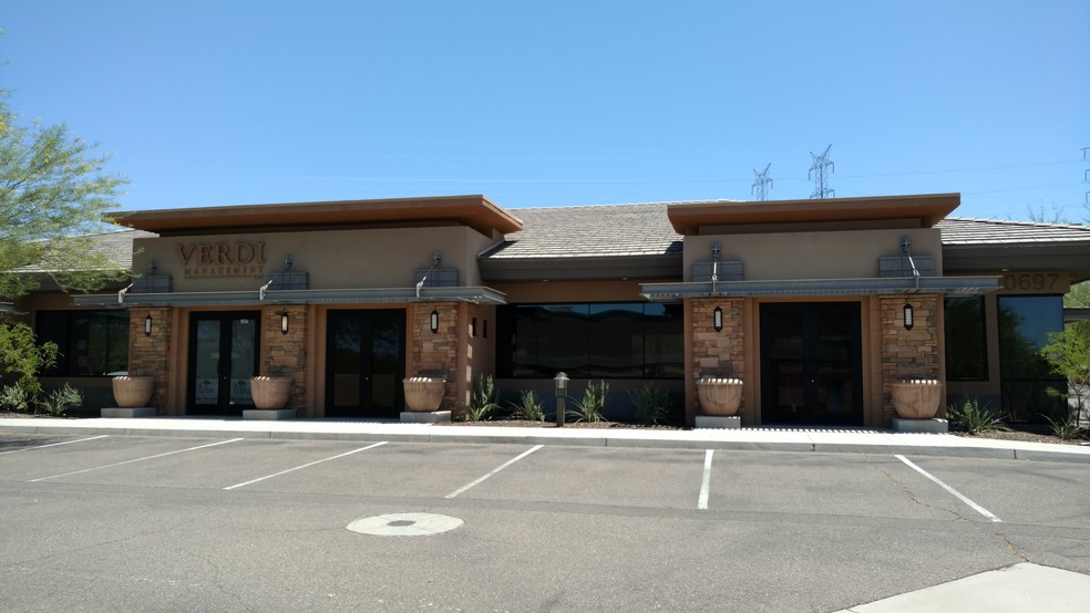 10697 N Frank Lloyd Wright Blvd, Scottsdale, AZ à vendre - Photo principale - Image 1 de 1