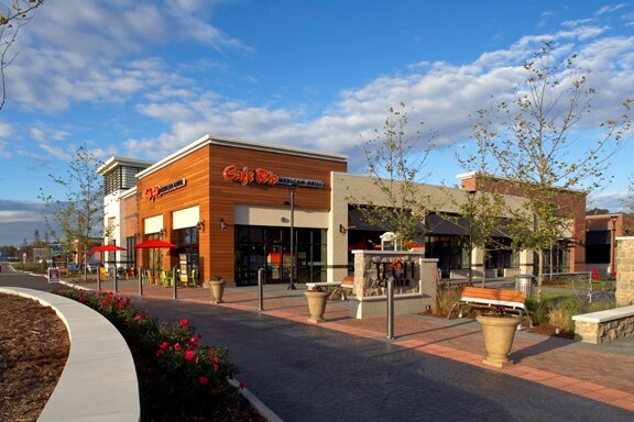 12080 Jefferson Ave, Newport News, VA à louer - Photo du bâtiment - Image 3 de 11