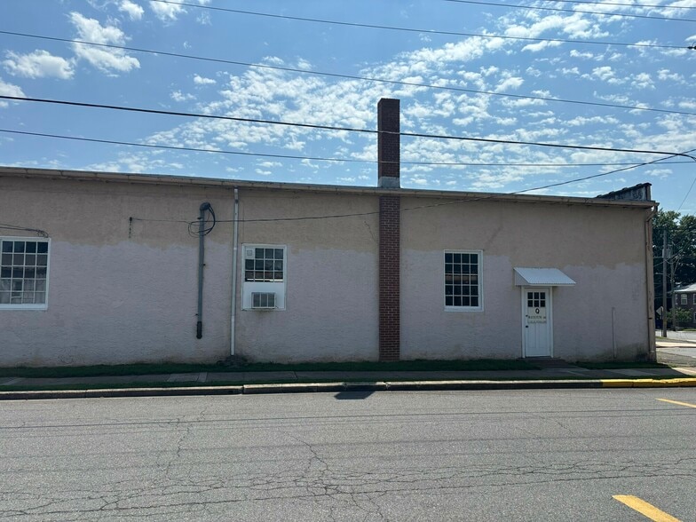 6 Lemon St, Pottstown, PA for lease - Building Photo - Image 3 of 7