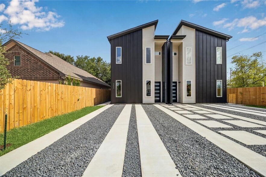 428 Calloway Street #A/B, Houston, TX à vendre - Photo du bâtiment - Image 2 de 18