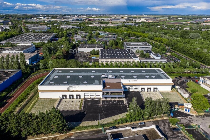 Flex dans Roissy-en-France à louer - Aérien - Image 2 de 20