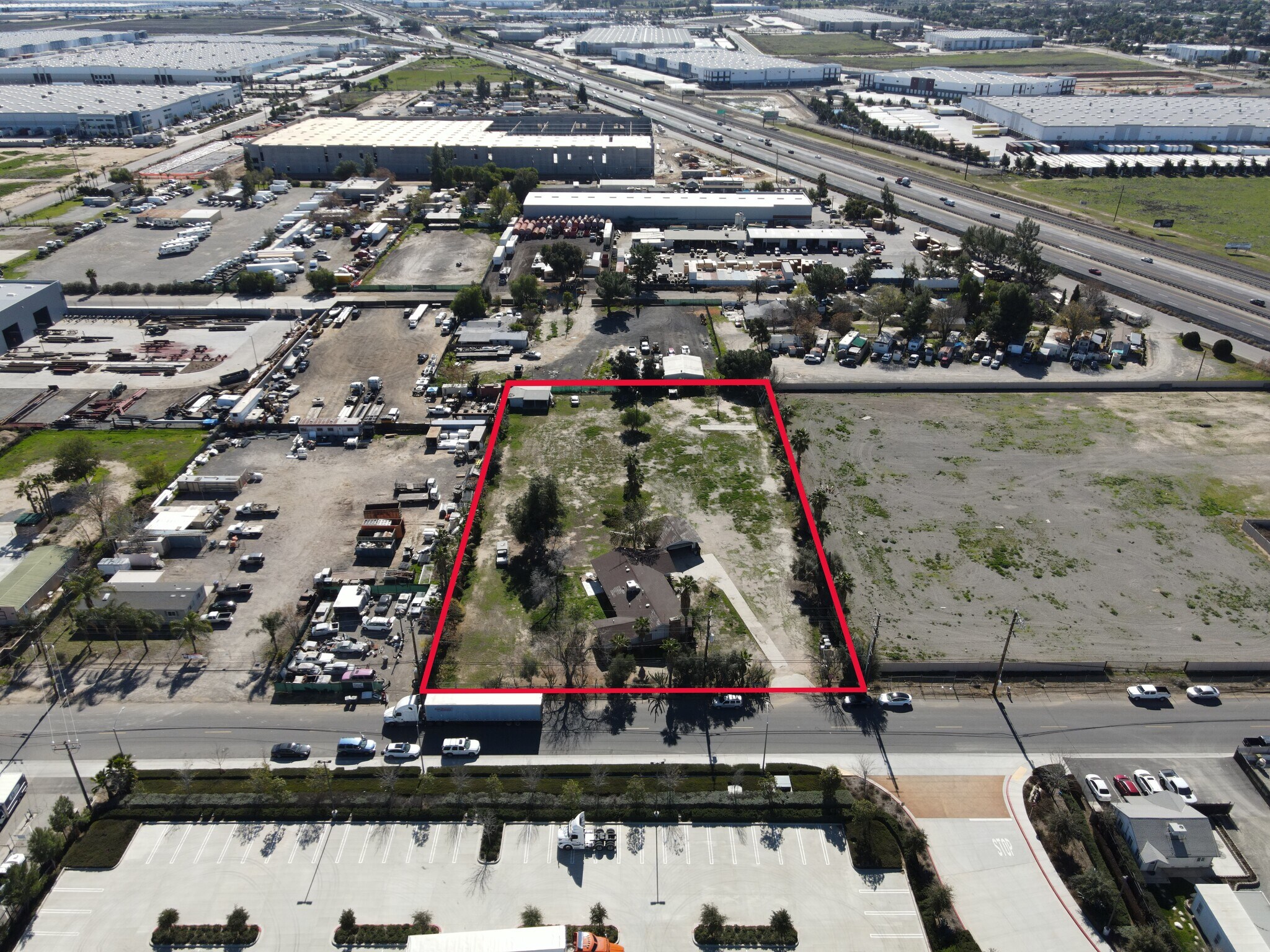 1341 W Oleander Ave, Perris, CA à vendre Aérien- Image 1 de 5