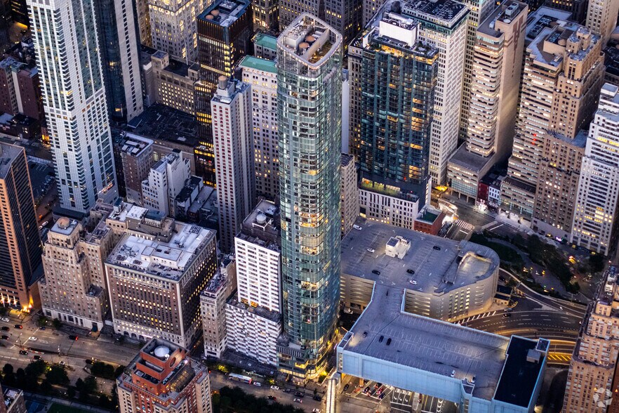 50 West St, New York, NY à vendre - Photo du bâtiment - Image 2 de 7