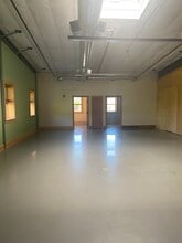 120 Shelton McMurphey Blvd, Eugene, OR for lease Interior Photo- Image 1 of 3