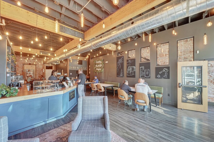 6128 Havelock Ave, Lincoln, NE à louer - Photo intérieure - Image 3 de 8