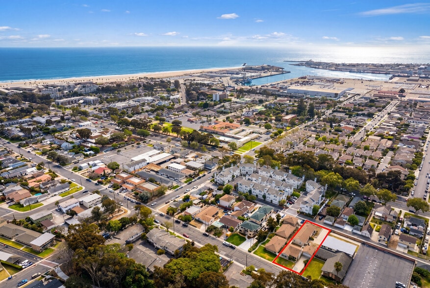 511 N 5th St, Port Hueneme, CA à vendre - Photo du bâtiment - Image 1 de 3