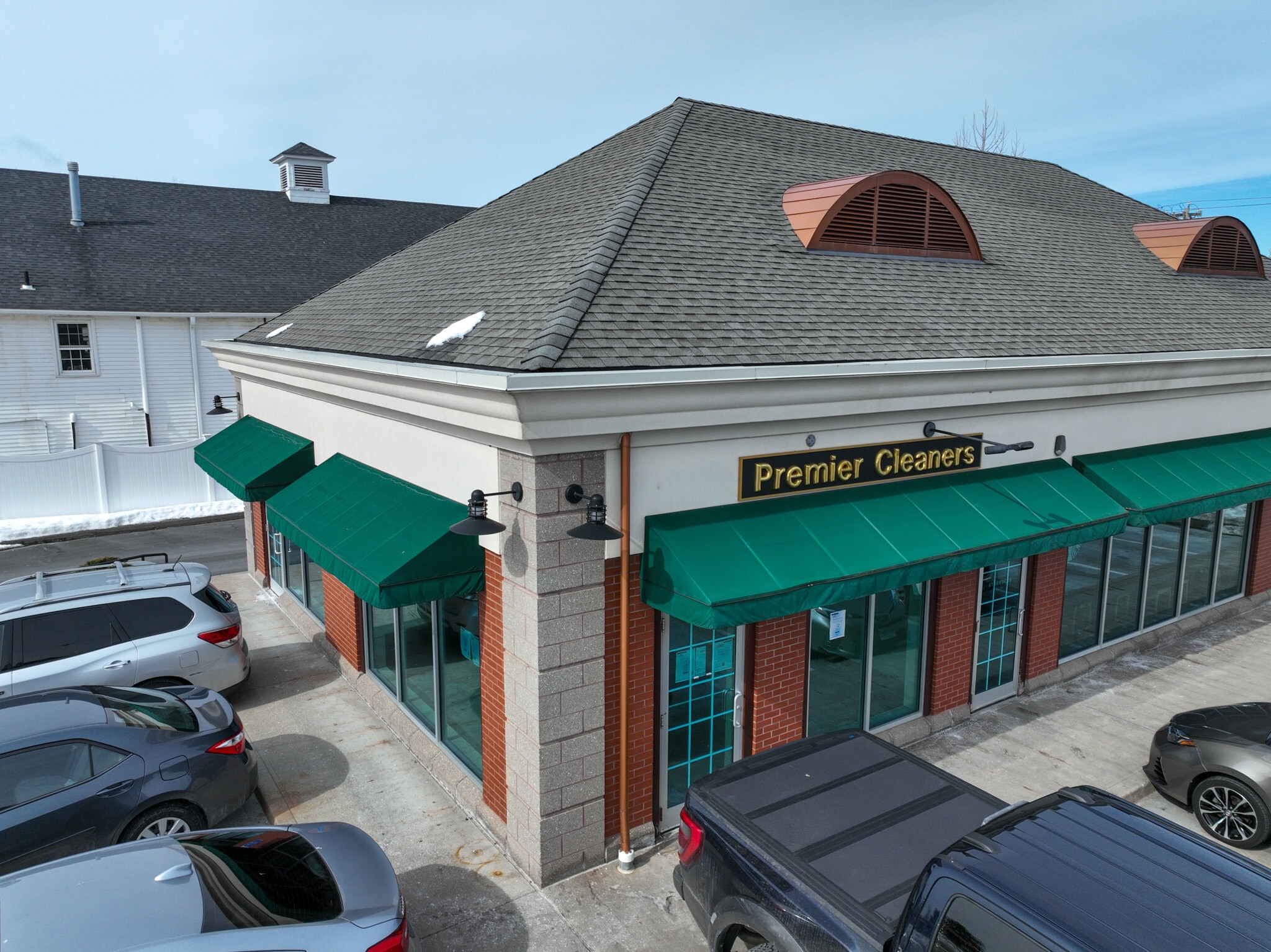 70 Hebron Ave, Glastonbury, CT for lease Primary Photo- Image 1 of 10