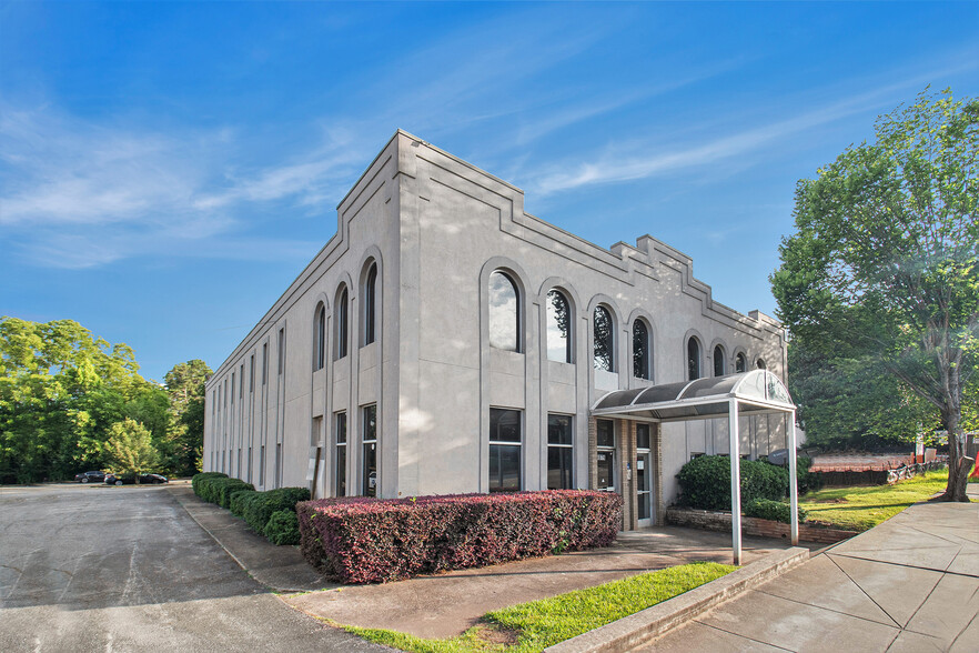 3079 SW Campbellton Rd, Atlanta, GA for lease - Building Photo - Image 1 of 2