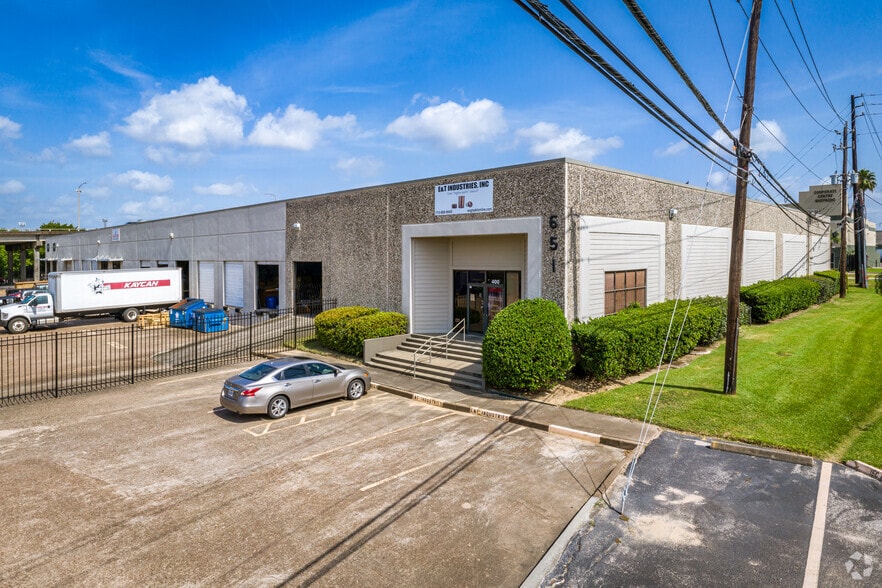 651 N Shepherd Dr, Houston, TX à louer - Photo du bâtiment - Image 2 de 6