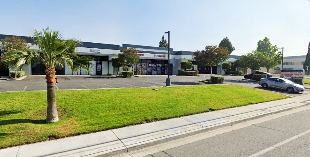 6611 Arlington Ave, Riverside, CA for lease Building Photo- Image 1 of 5