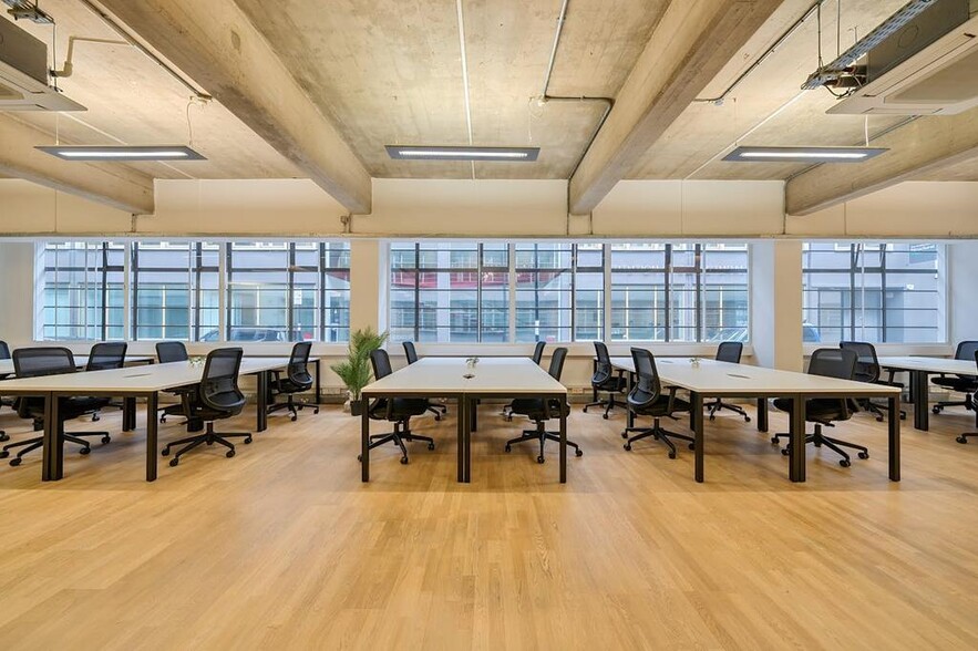 16-25 Bastwick St, London for lease - Building Photo - Image 2 of 22