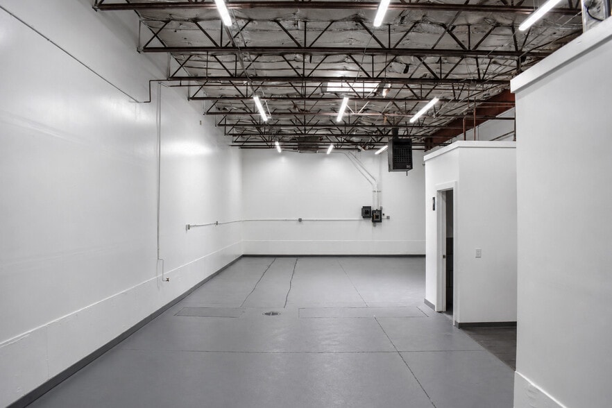 16010 W 5th Ave, Golden, CO for lease - Interior Photo - Image 3 of 19