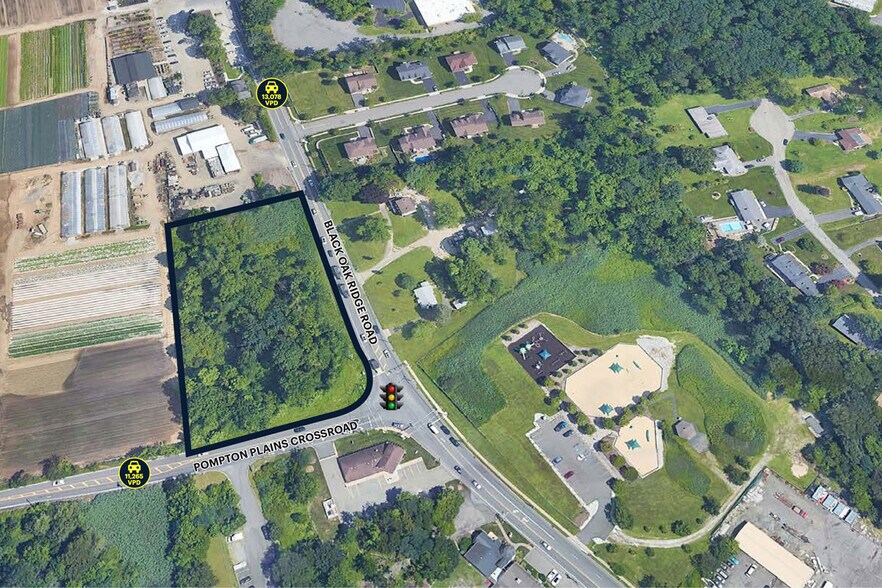 897 Black Oak Ridge Rd, Wayne, NJ à vendre - Photo du bâtiment - Image 2 de 2