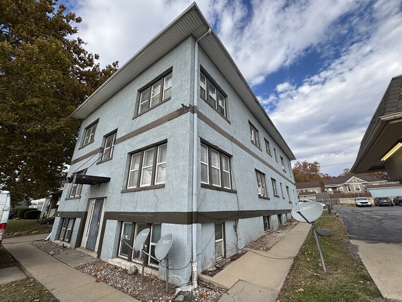 443 3rd St, La Salle, IL for sale - Primary Photo - Image 1 of 1