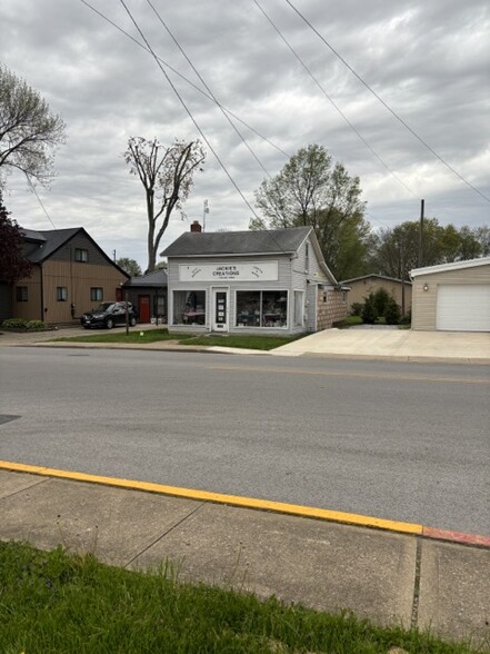 12185 Lancaster St, Millersport, OH for sale - Primary Photo - Image 1 of 1