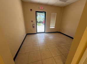 4407-4497 SW Martin Hwy, Palm City, FL for lease Interior Photo- Image 2 of 7