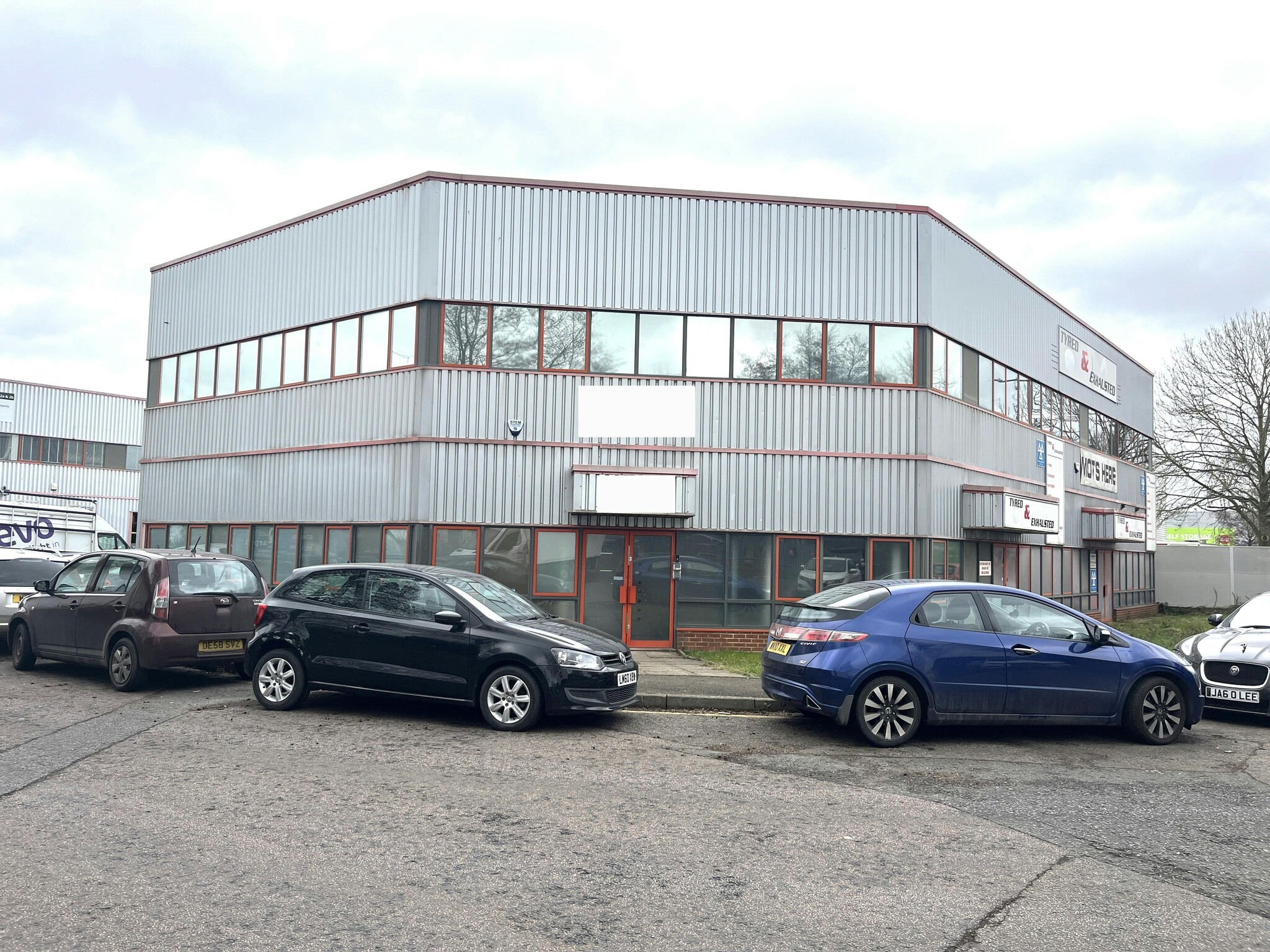 Broadfields Ct, Aylesbury for lease Building Photo- Image 1 of 2