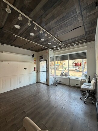 Plus de détails pour 409-417 Nostrand Ave, Brooklyn, NY - Commerce de détail à louer