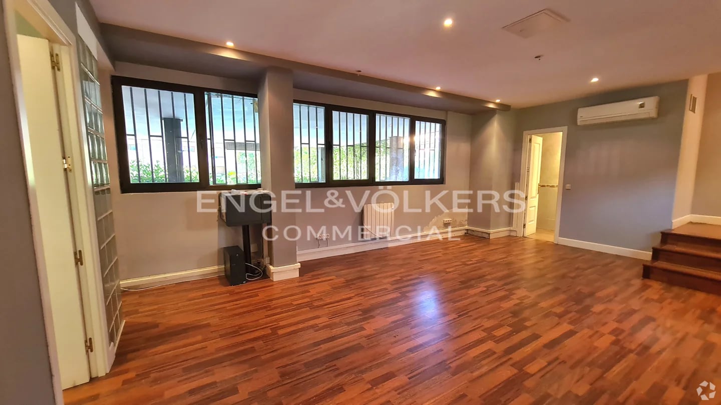 Multifamily in Las Rozas de Madrid, Madrid for sale Interior Photo- Image 1 of 2