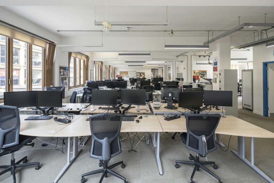 17-25 New Inn Yard, London for sale - Interior Photo - Image 2 of 12