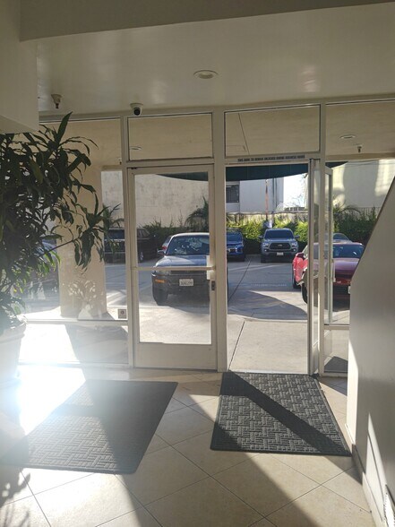 14623 Hawthorne Blvd, Lawndale, CA à louer - Photo intérieure - Image 3 de 24