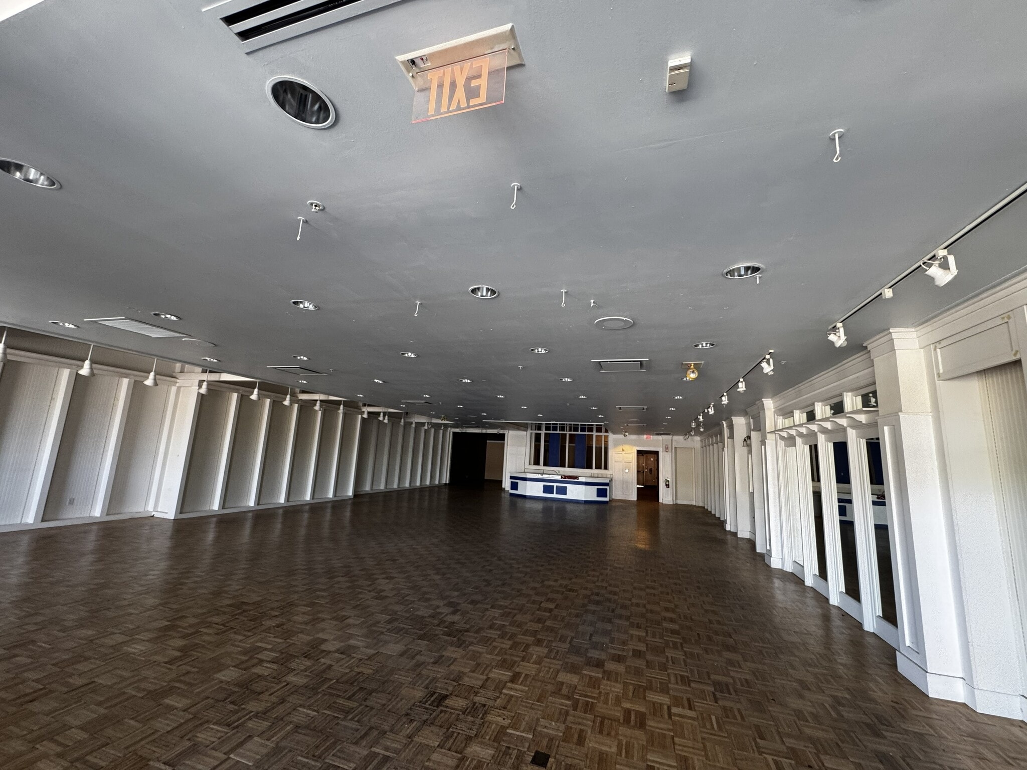 102-164 Cochrane Rd, Morgan Hill, CA à louer Photo intérieure- Image 1 de 2