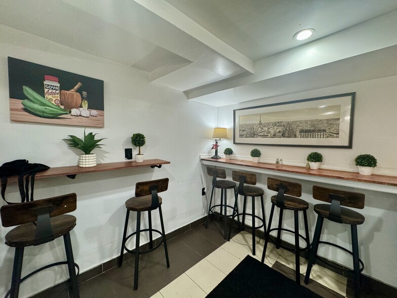 63 Whipple St, Brooklyn, NY à louer - Photo intérieure - Image 3 de 11